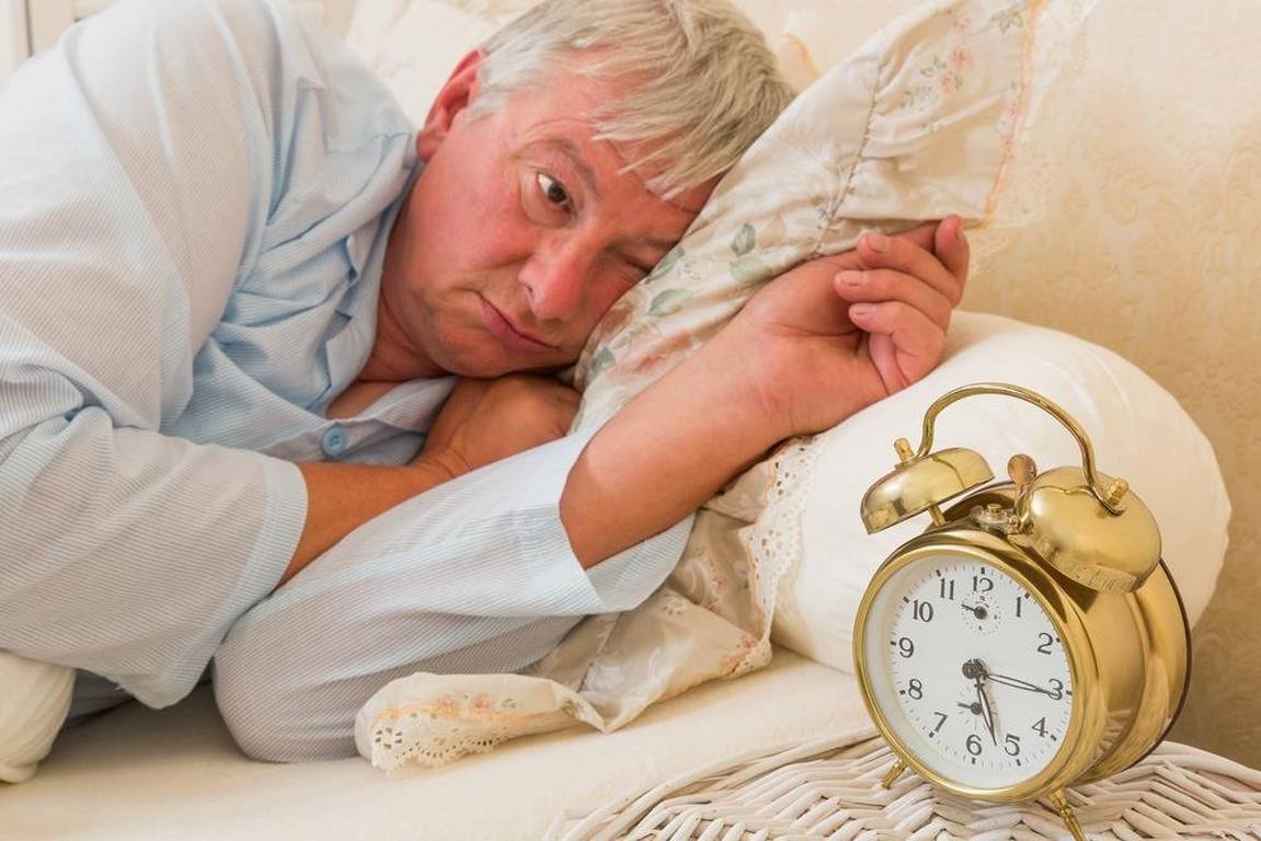 Triệu chứng rối loạn giấc ngủ ảnh hướng đến sức khỏe người cao tuổi