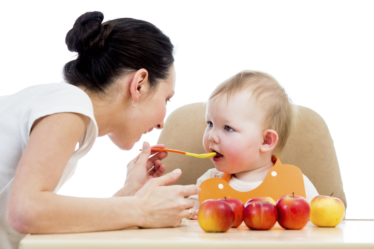 Loại trái cây có nhiều dưỡng chất mà các mẹ thường cho con ăn