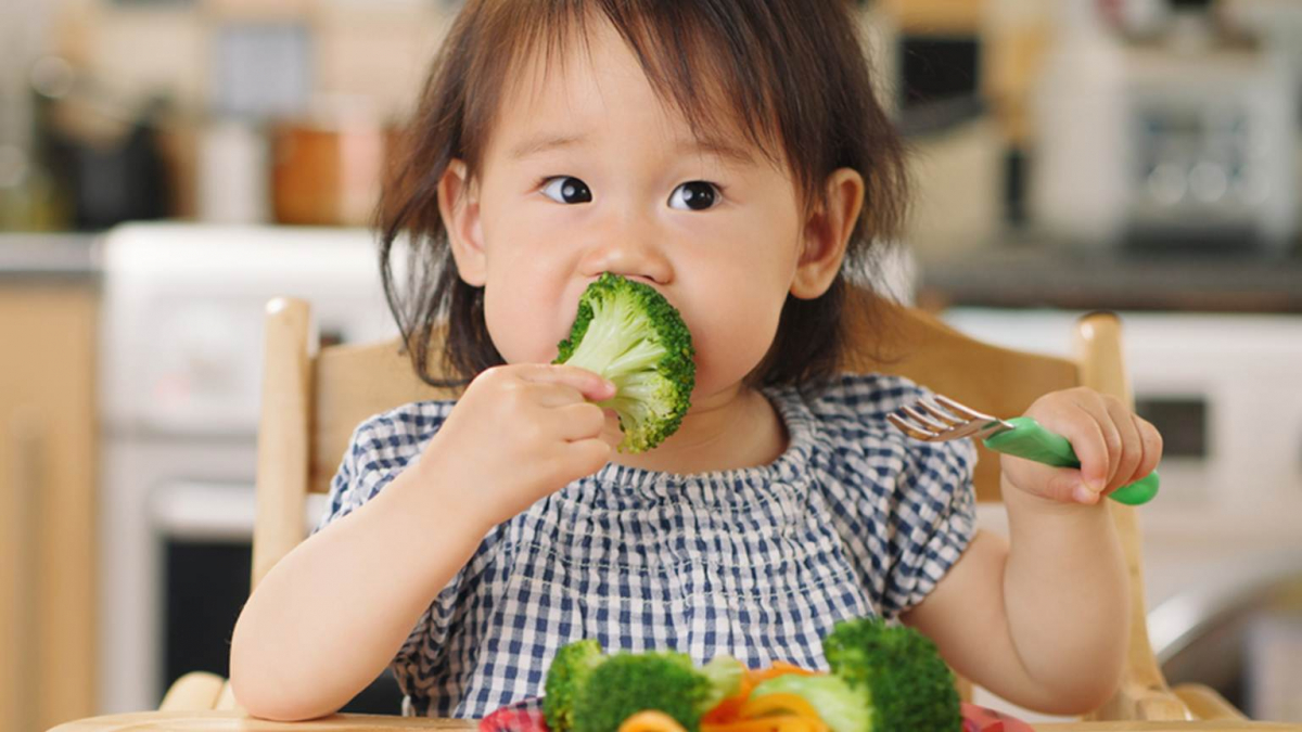 Những điều mà các mẹ nên biết khi cho trẻ nnhỏ dưới 1 tuổi ăn rau củ