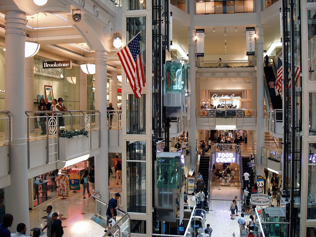 New York tập hợp rất nhiều các địa điểm mua sắm nổi tiếng ở Mỹ