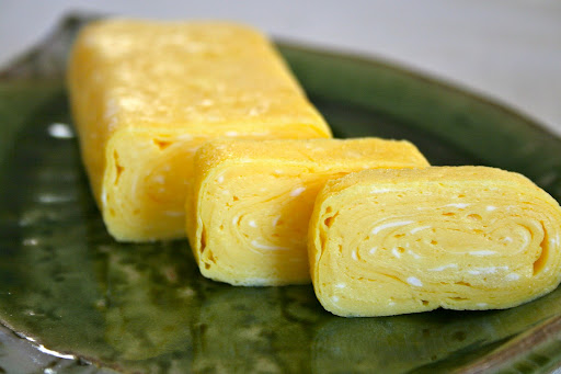 Món trứng cuộn kiểu Nhật